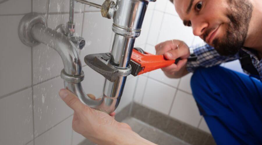 Professional same day plumber services in New Town, ND
